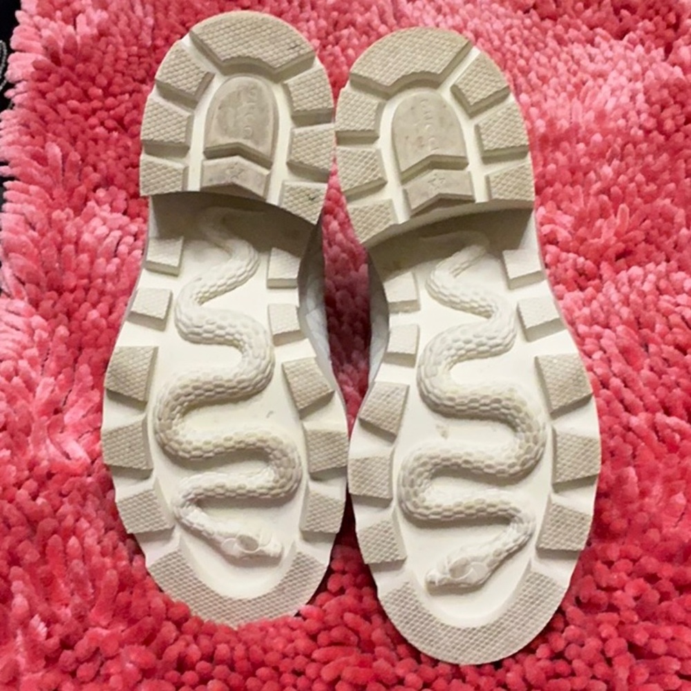 Gucci White Quilted Platform Lace-Up Ankle Boots - Picture 4 of 6